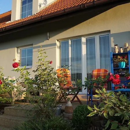 - House Melani 4*